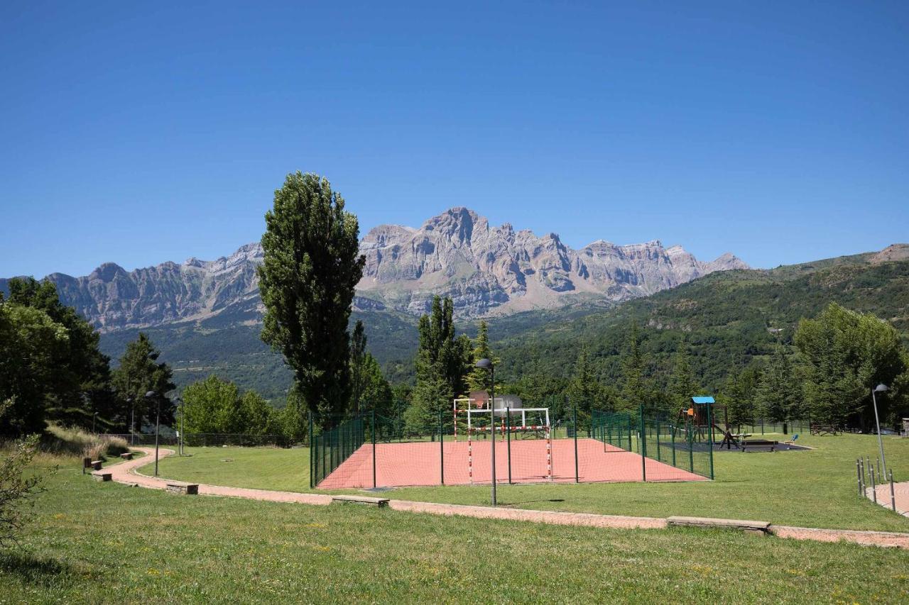 Balcon De Saras By Bevalle Panticosa